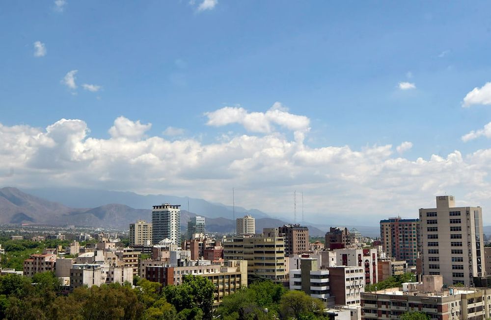 Así estará el tiempo en Mendoza durante los próximos días: ascenso de temperatura y posible viento zonda