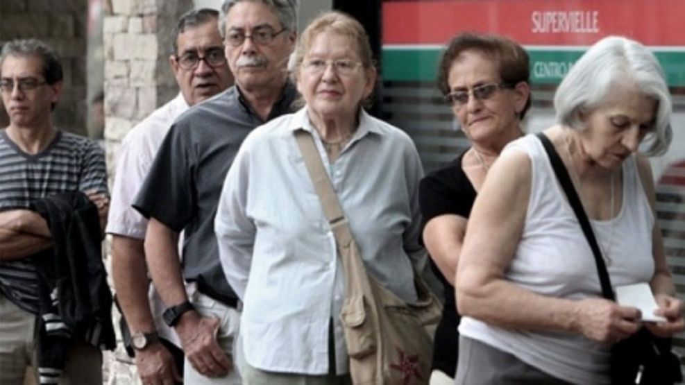 El gobierno nacional pagará las jubilaciones en dos veces