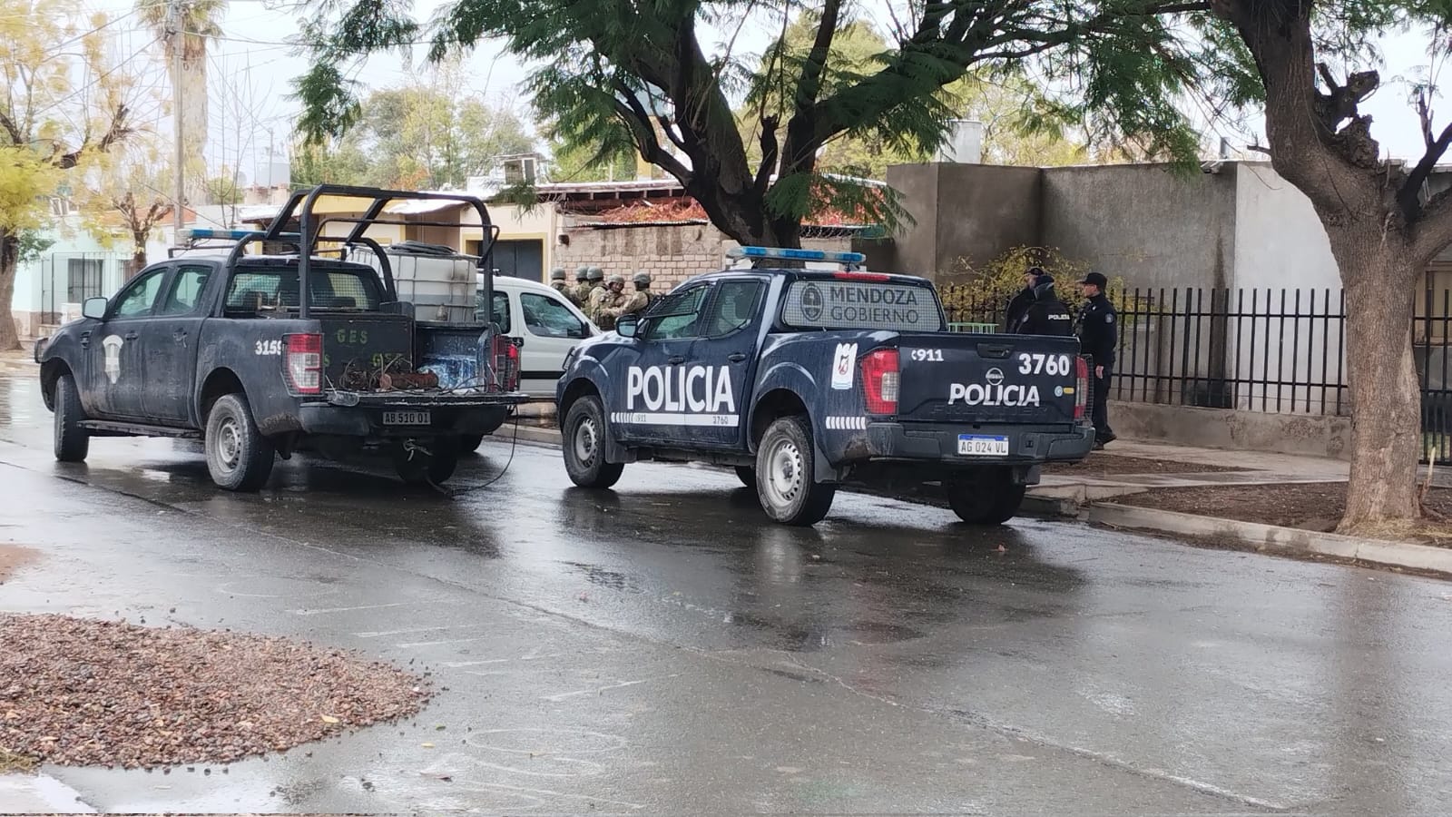 Un hombe de 26 años secuestro a su pareja, a un menor y sus dos abuelos