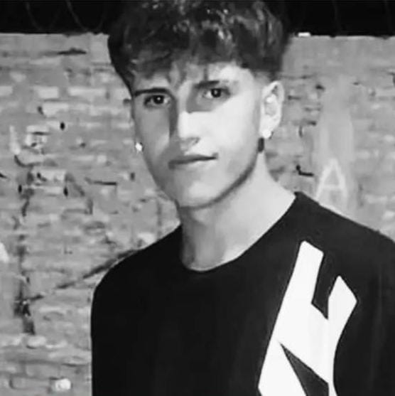Se identificó al joven que falleció por la dupla del metrotravia. Se trata de Ignacio Villegas 