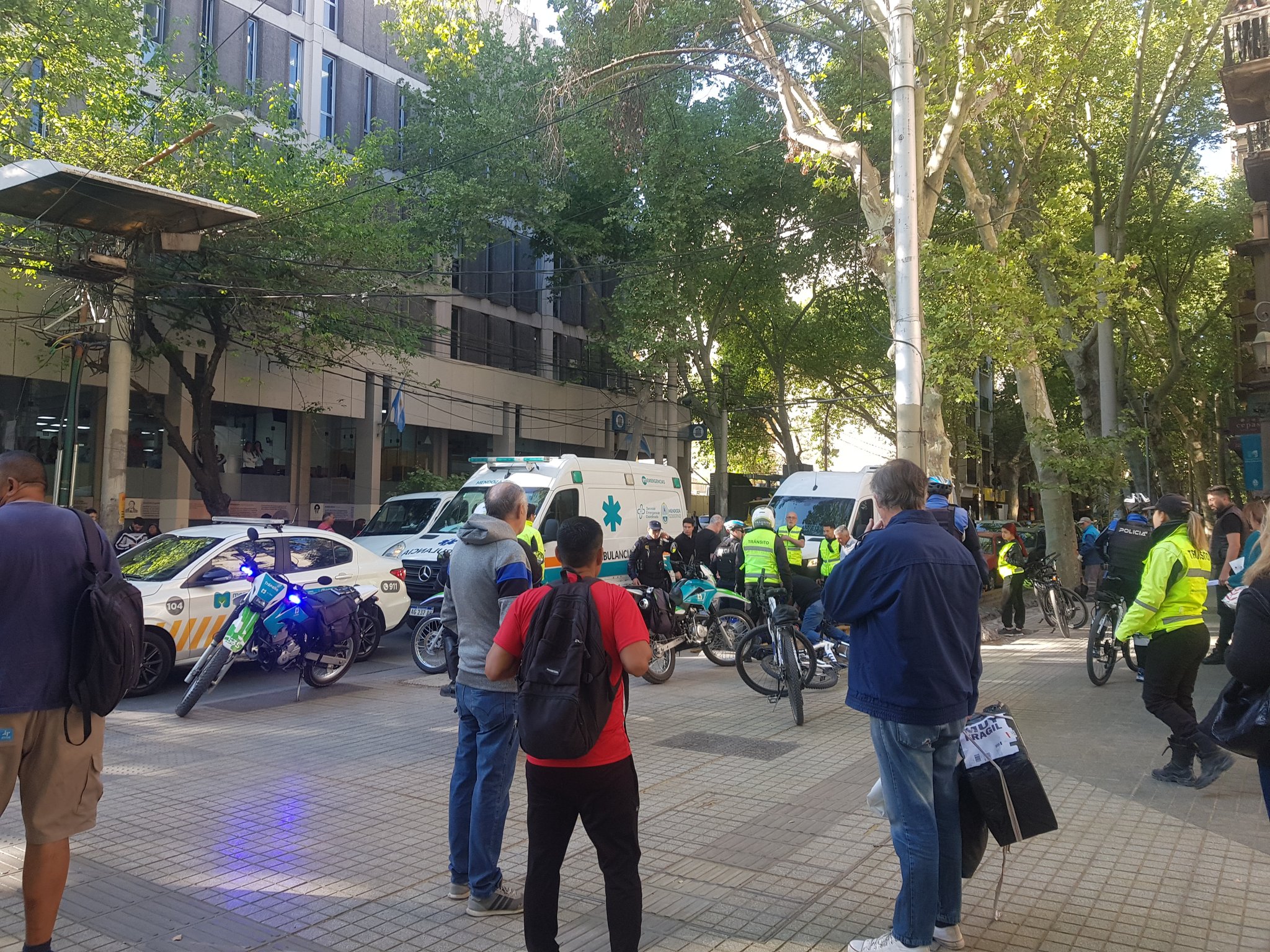 Hombre fallece de un paro cardíaco en pleno centro de la ciudad