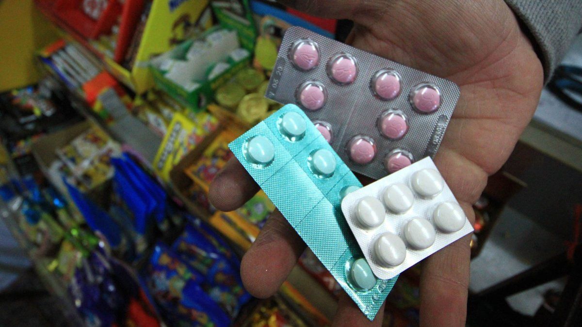 El Gobierno autorizo la venta de medicamentos en kioscos: que pasará en Mendoza?