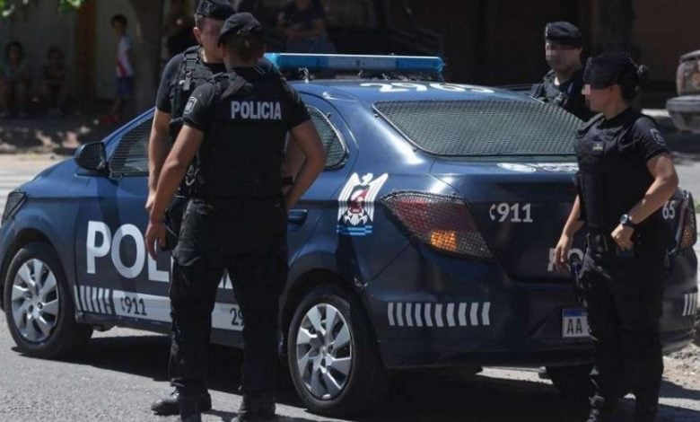  Un hombre ahorcó y mató a su perro en Las Heras : su hija lo denunció