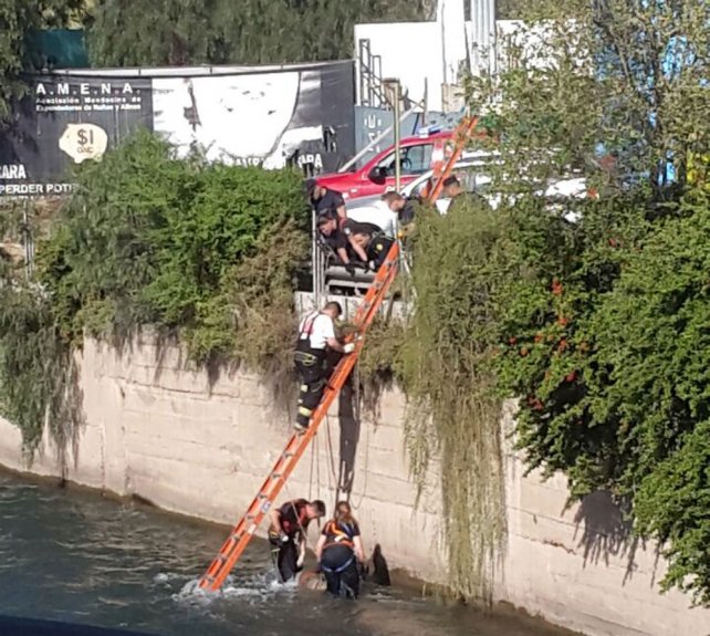 URGENTE: Se ahogó una joven en el canal cacique Guaymallen
