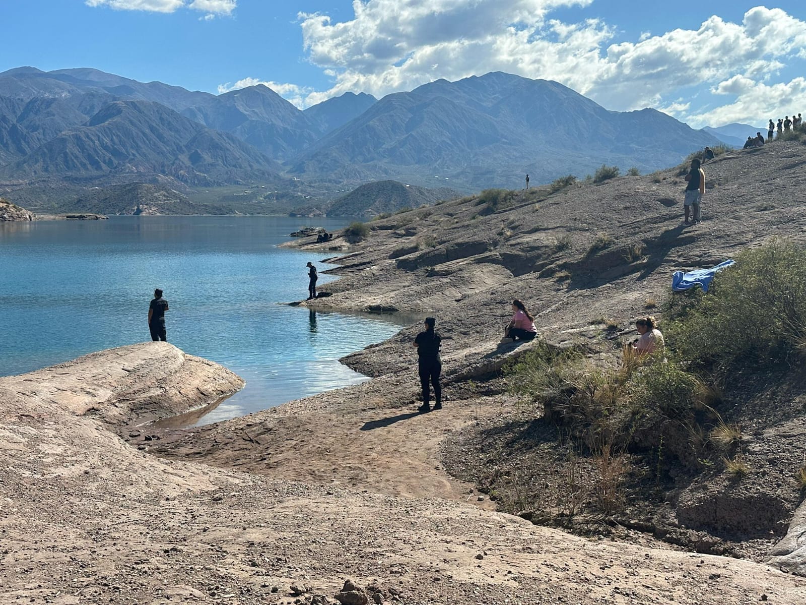 URGENTE: hallaron sin vida al joven desaparecido en el dique Potrerillos