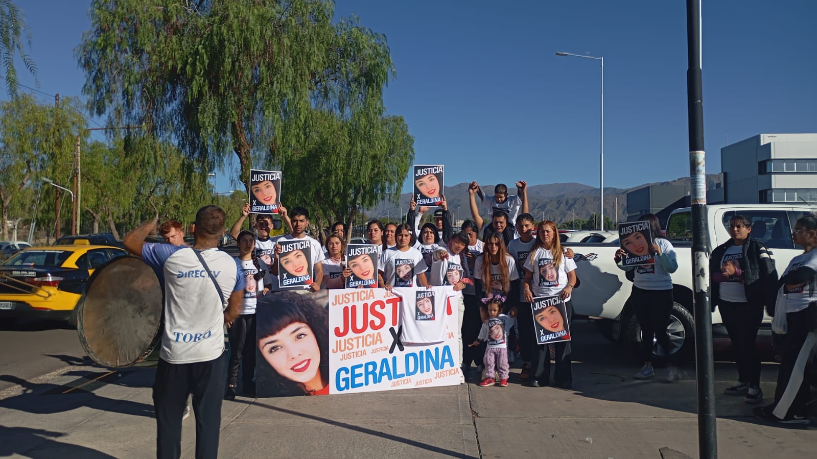 Familiares de Geraldina Benítez piden justicia y perpetua para los acusados