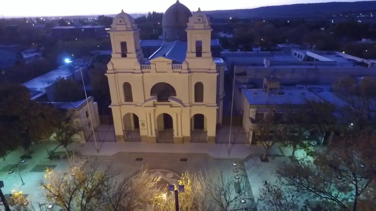 A bordo de un helicóptero harán una bendición multitudinaria desde el aire en honor a la Virgen de Lujan