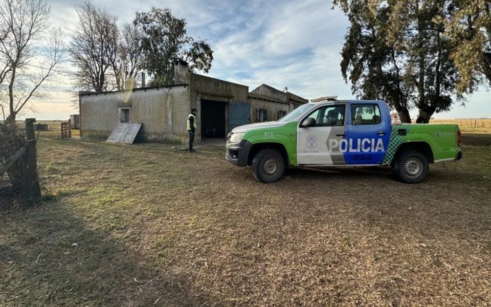 Un hombre mató a su pareja, a su hija de 4 años y luego se quitó la vida