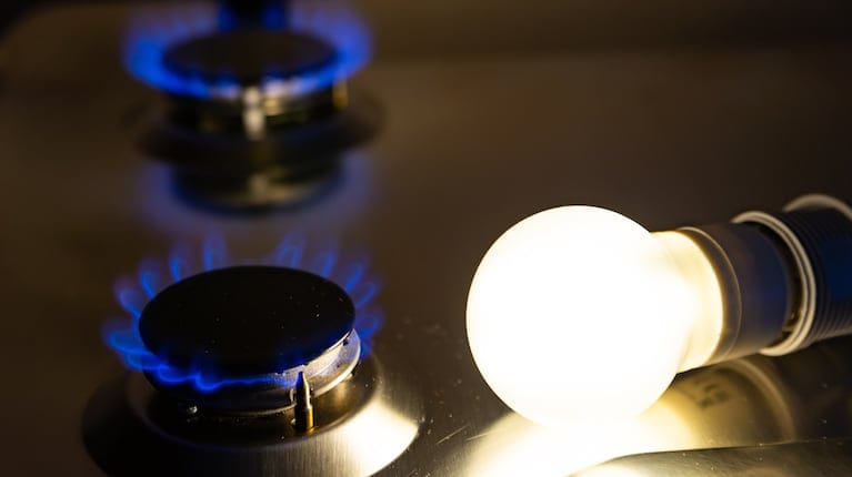 El Gobierno crea el Ente Nacional Regulador del Gas y la Electricidad 