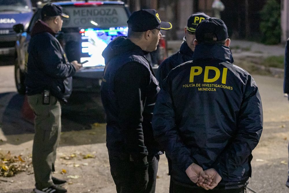 Homicidio en Godoy Cruz: un hombre fue asesinado de una puñalada en el pecho