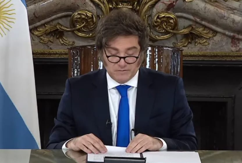 Javier Milei hablará en cadena nacional: cuando será y que anuncios dará