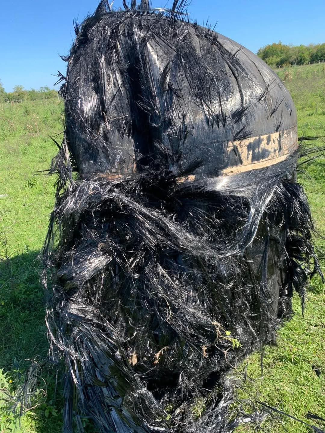 Misterioso objeto metálico cayó del cielo en Chaco y generó sorpresa