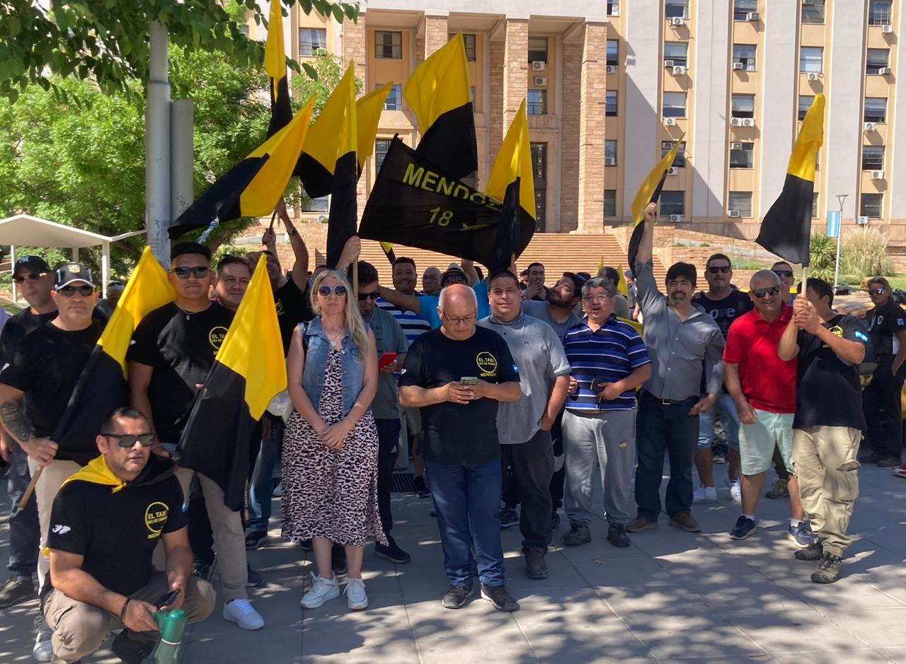 Nuevo reclamo y movilización de taxistas en Ciudad