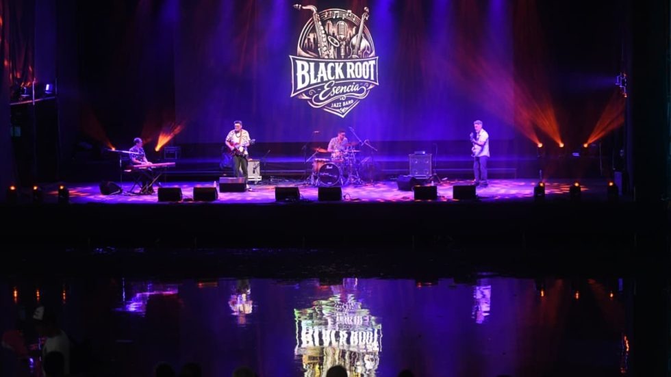 Continúan las noches de Jazz en el lago del parque Gral. San Martin