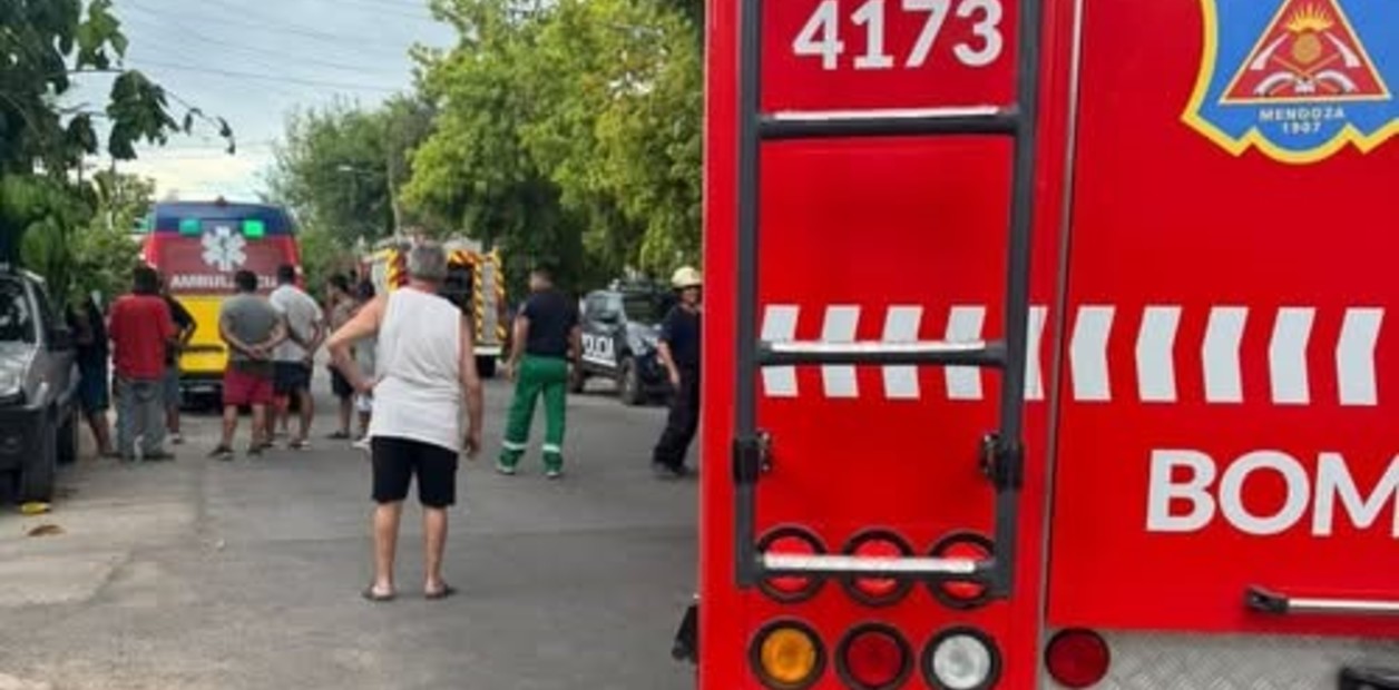 Como se encuentran los menores que fueron arrastrados en una acequia en medio de la tormenta 
