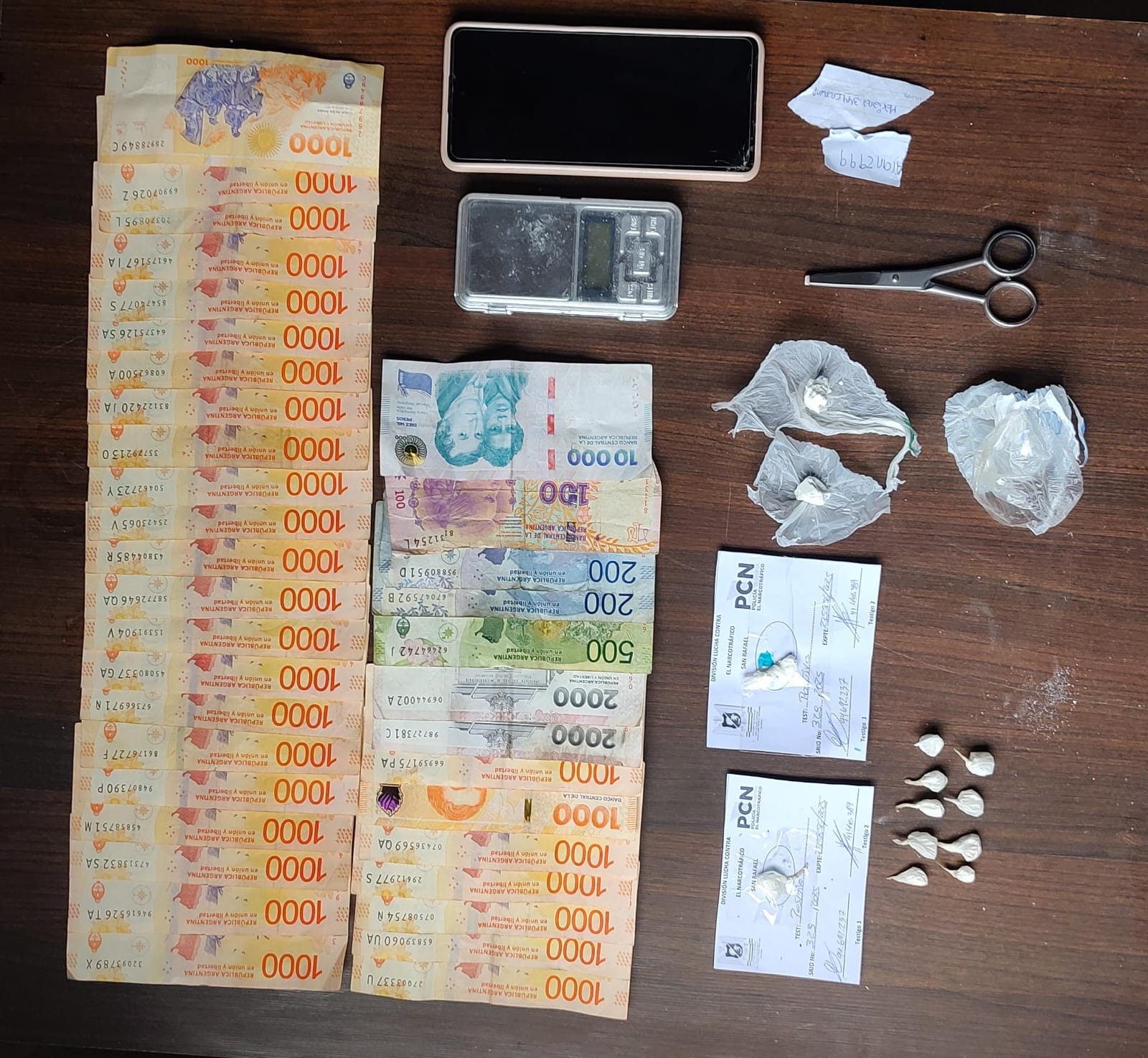 Allanan la casa de un narcotraficante en San Rafael 