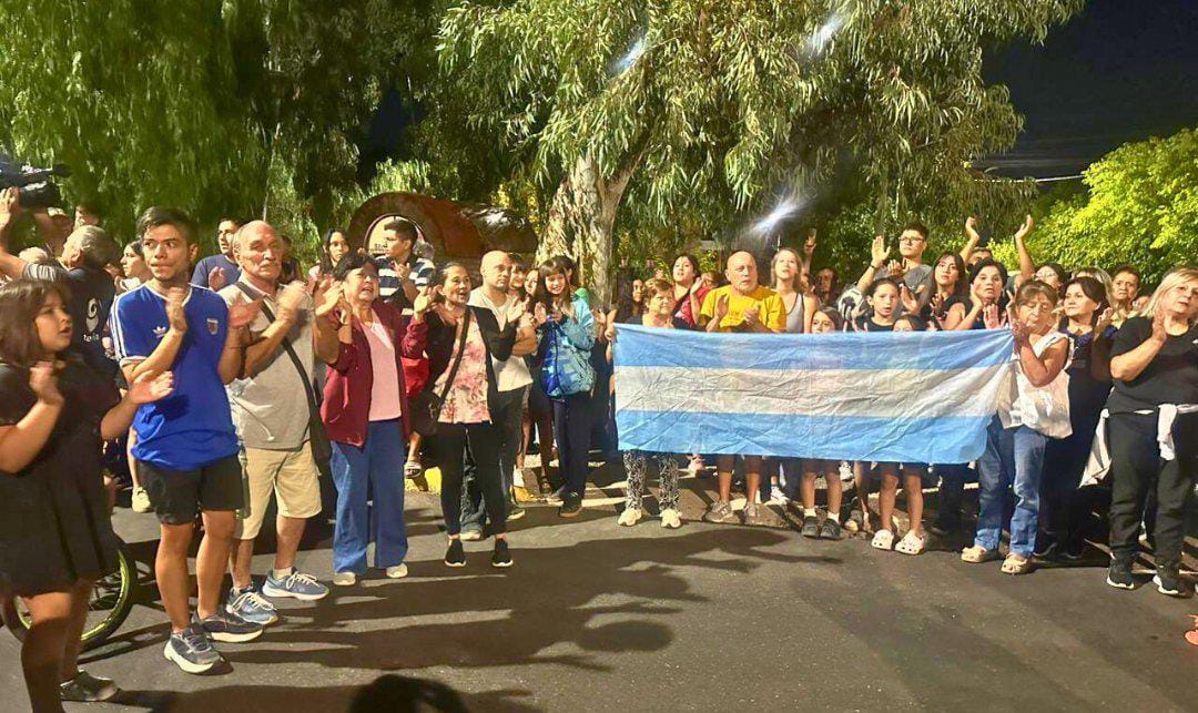 Las Heras: vecinos marcharon para exigir la liberación del comerciante que atropelló y mató a un delincuente
