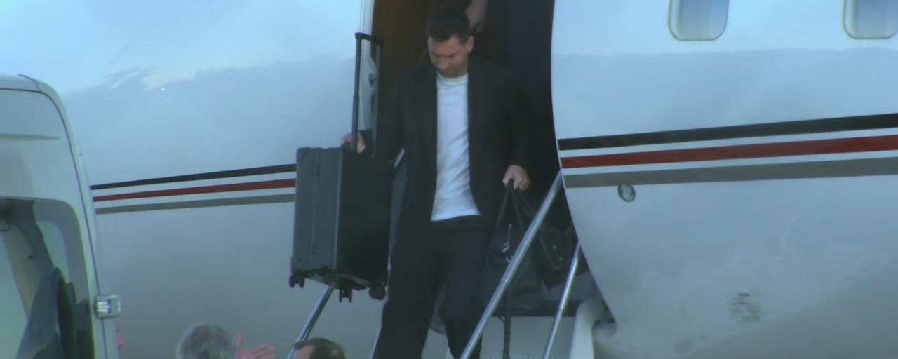 Messi ya está en Argentina a disposición de Scaloni