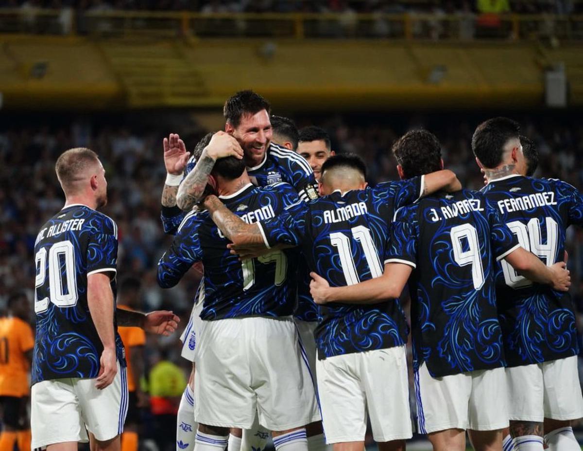 La Selección Argentina goleó a Zambia y se perfila para el Mundial 2026