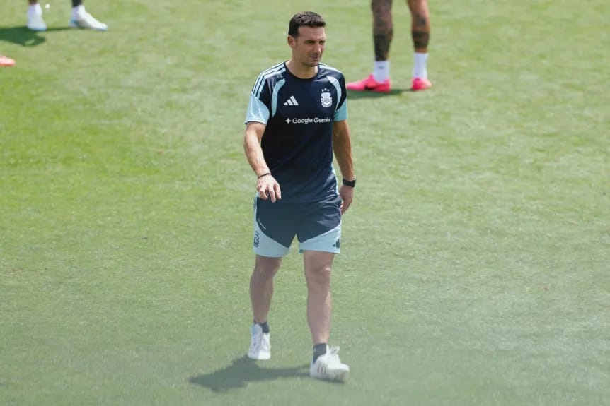Scaloni analiza rotaciones para enfrentar a Jordania en la Copa del Mundo